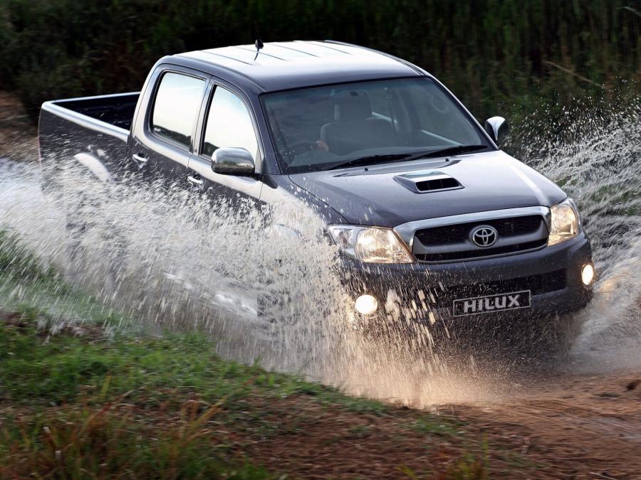  Toyota Hilux Double Cab 2008 года  (ZA) (фото 11 из 24)